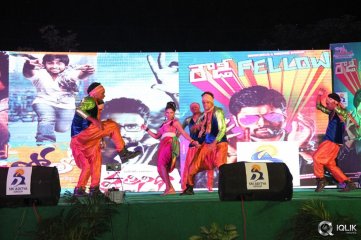 Rowdy Fellow Movie Platinum Disc Function